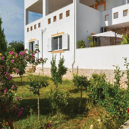 One-bedroom In * كساميل